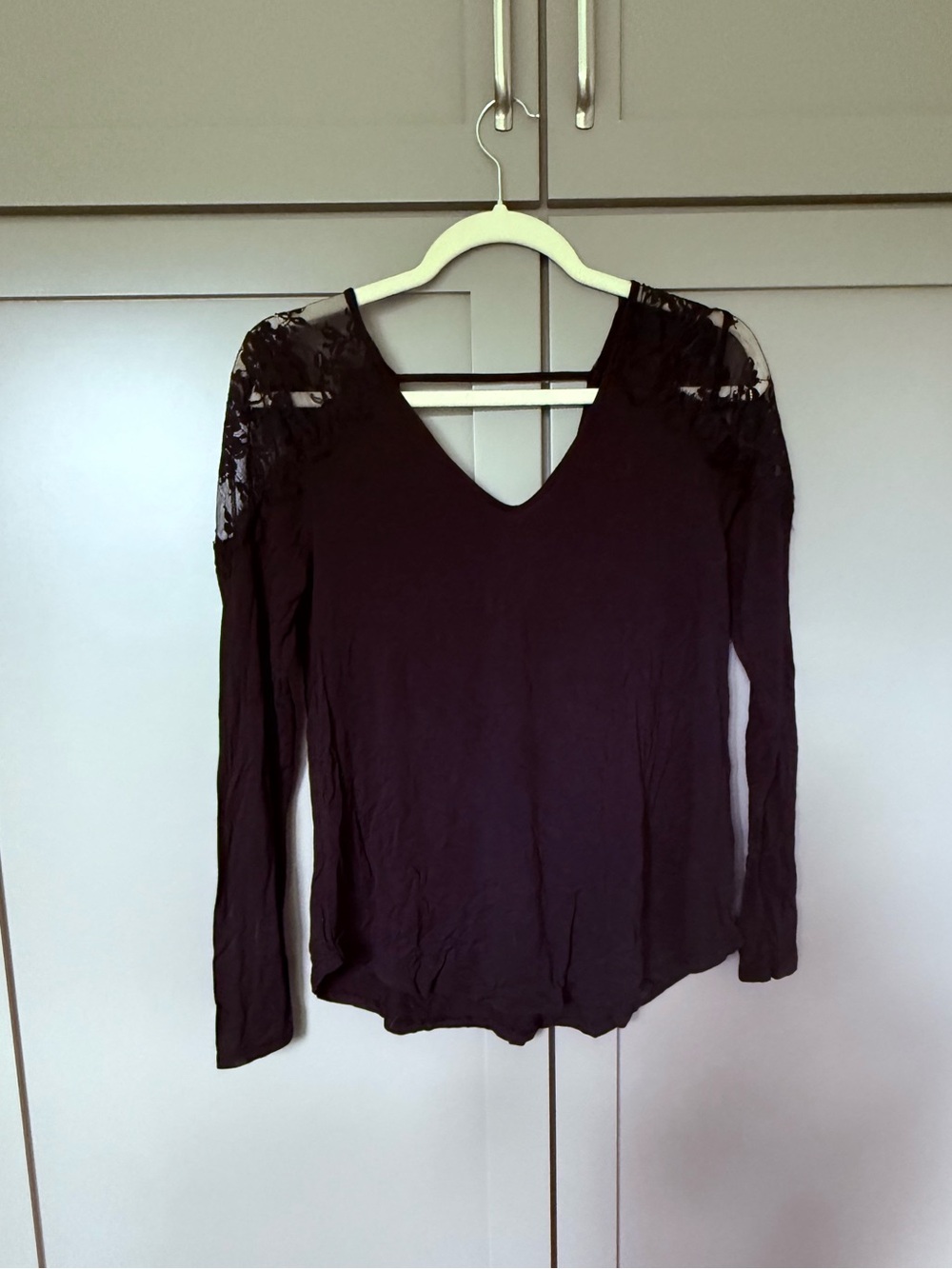 American Eagle Outfitters Black lace V-Neck open back Long Sleeve going out Top
